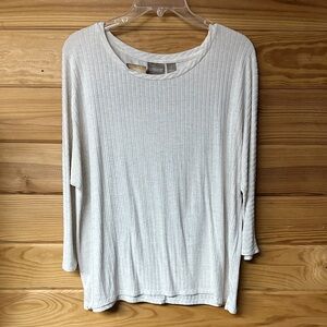 Chico's Women's Off White 3/4 Sleeve Top Size 1